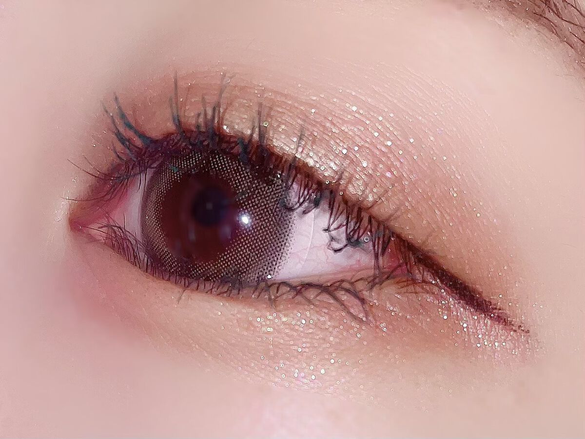 ダズルシャドウ/M・A・C/単色アイシャドウを使ったクチコミ（3枚目）