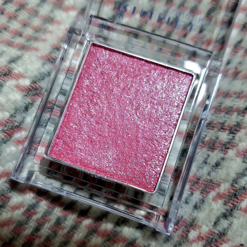 プリズム パウダーアイカラー/リンメル ロンドン/単色アイシャドウを使ったクチコミ(2枚目)