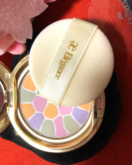 ラ プードル オートニュアンス/Elégance/プレストパウダーを使ったクチコミ(2枚目)