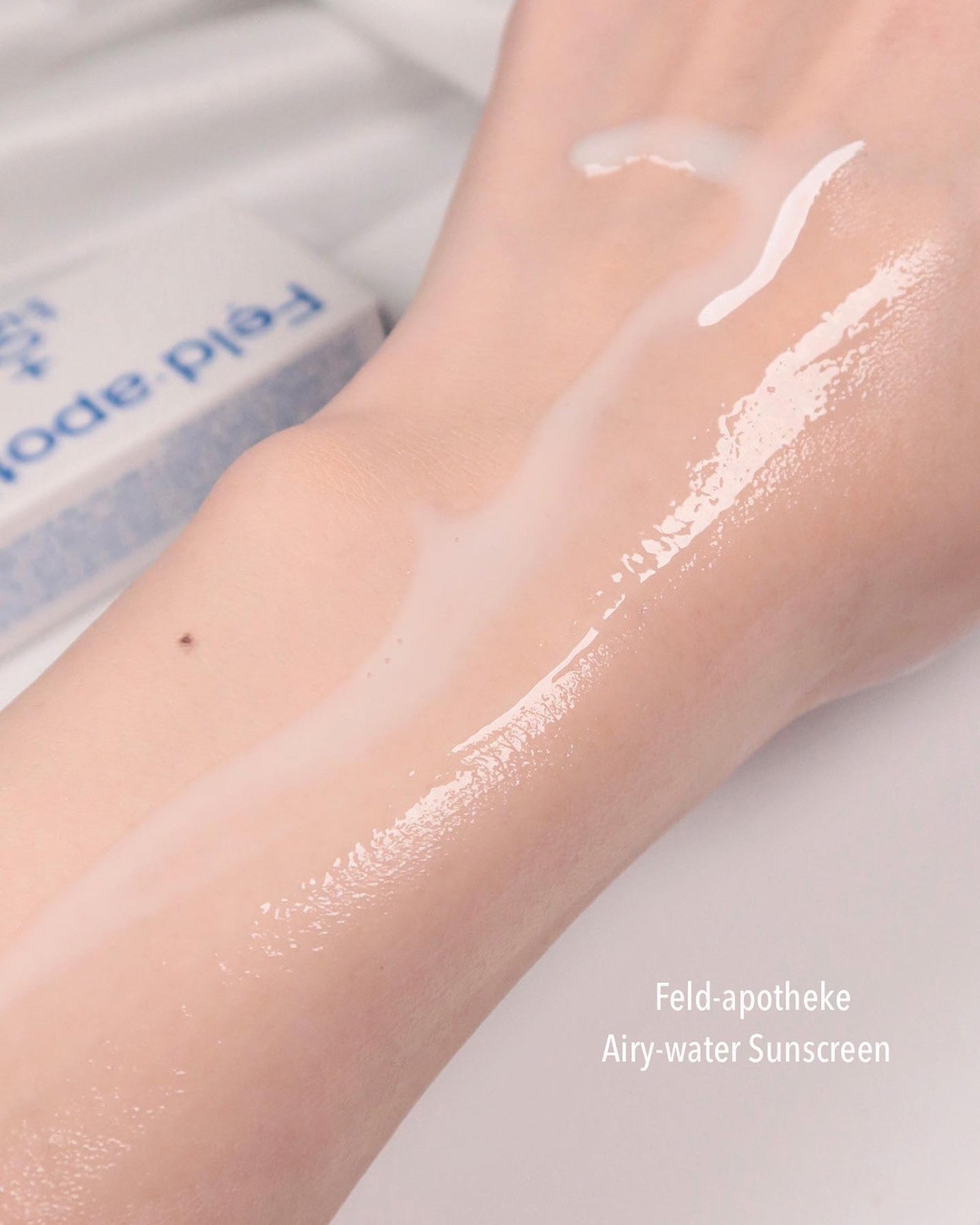 エアリーウォーターサンスクリーン プロフェッショナル/Feld Apotheke/日焼け止めローションを使ったクチコミ(1枚目)