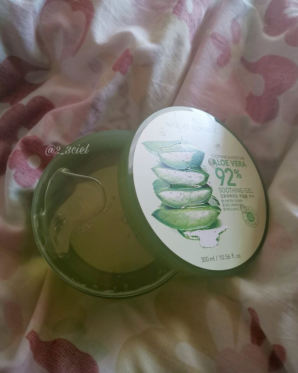 マイルド&モイスチャーアロエジェル/ネイチャーリパブリック/ボディローションを使ったクチコミ(3枚目)