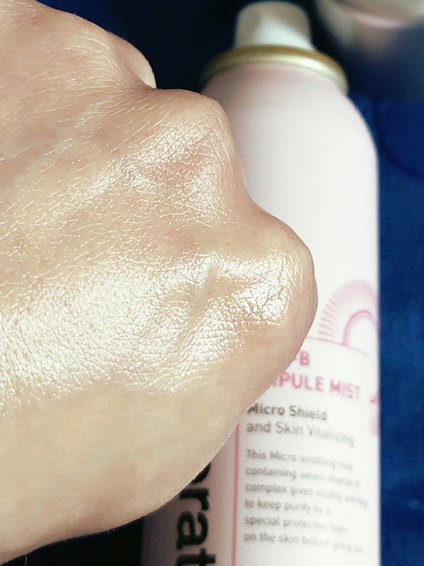 ビタBアンプルミスト/CNP Laboratory/ミスト状化粧水を使ったクチコミ(3枚目)