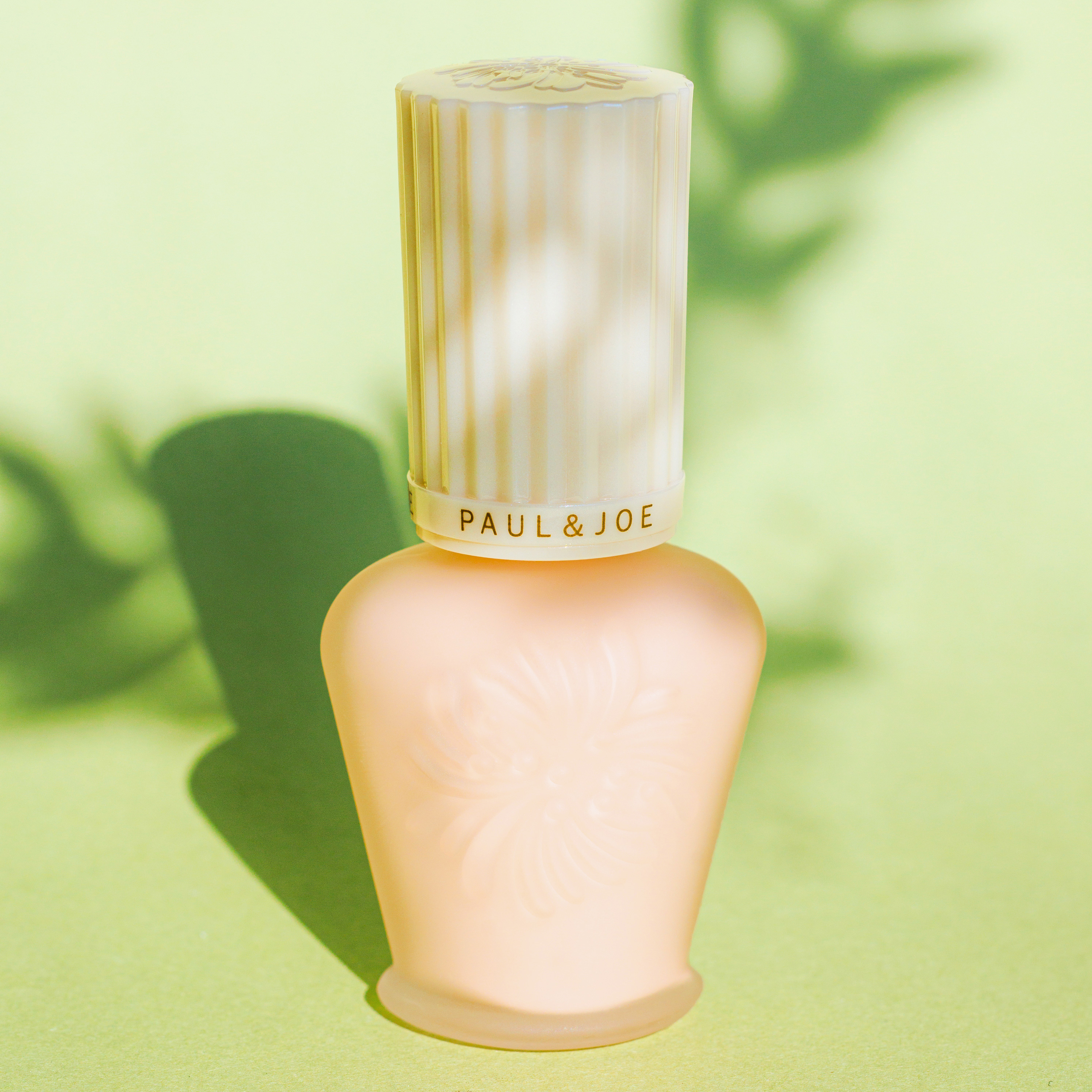 セッティング パウダー/PAUL & JOE BEAUTE/プレストパウダーを使ったクチコミ（2枚目）