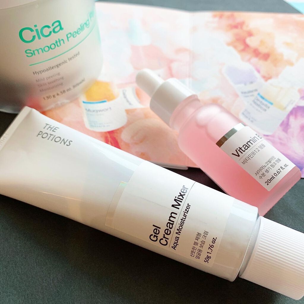 【スキンケア】

肌質で分けて、同じ効果が期待できるほど
単純じゃない。

だからこそ、その日の自分に合わせた
調合ができるコスメがうれしい。

多様な成分をミックスしながら
お肌のタイプに合うスキンケアができる
スキンケア専門ブランド【T