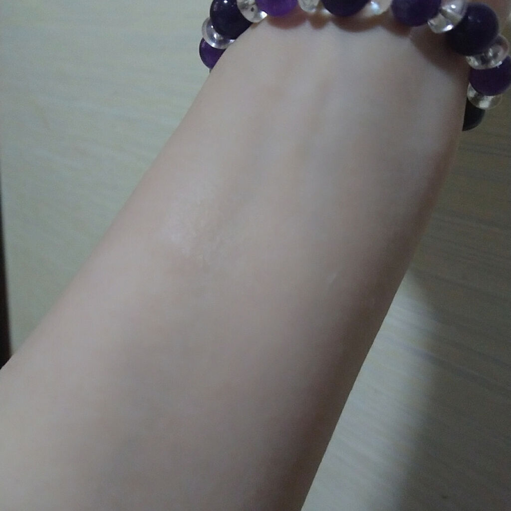 エアリータッチ デイエッセンス a/クラブ/美容液を使ったクチコミ（2枚目）