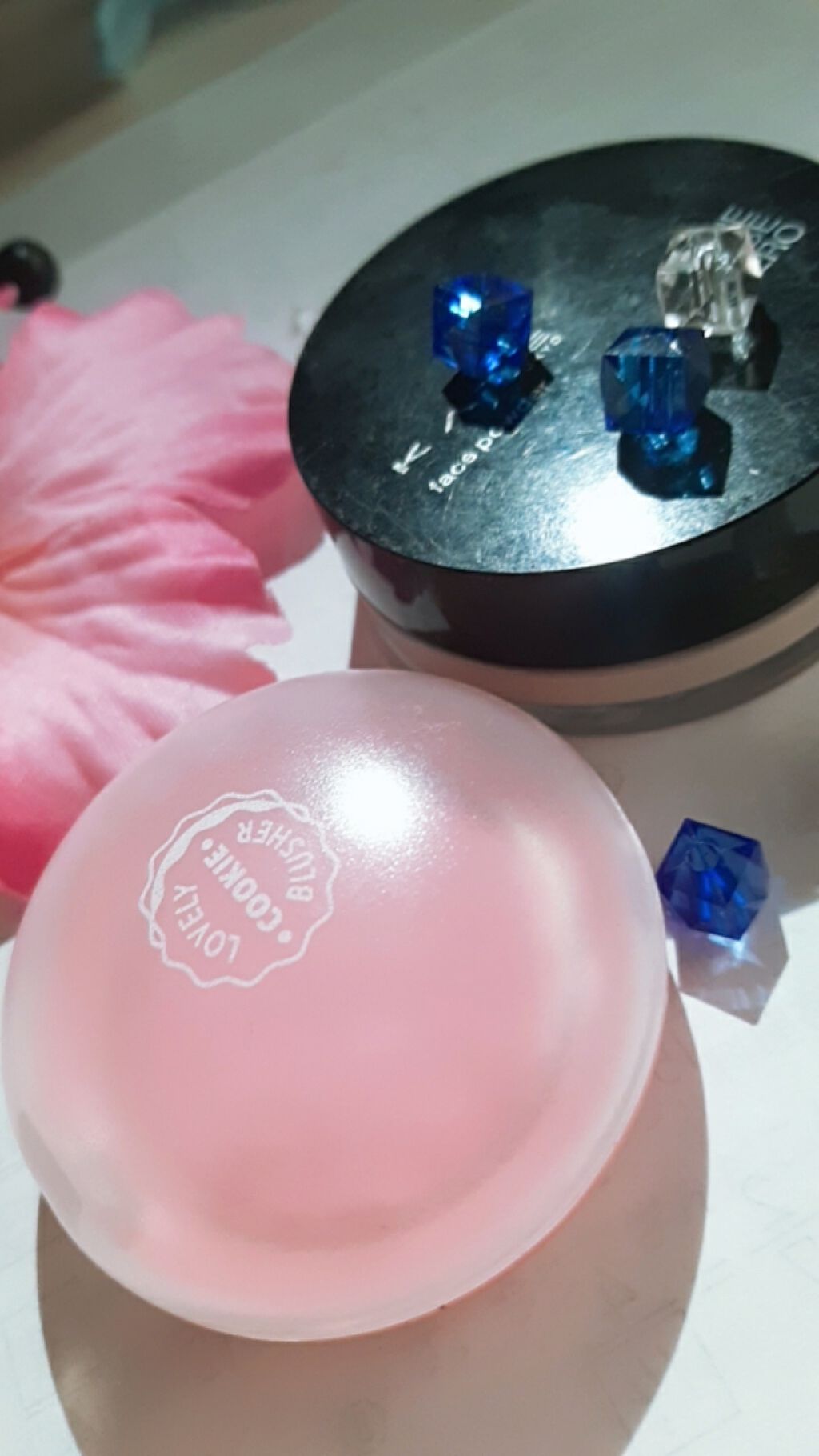 mio on LIPS 「私が買って残念だったコスメを今から紹介していこうと思います。ま..」(2枚目)