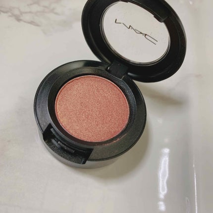 スモール アイシャドウ エクスペンシブ ピンク/M・A・C/単色アイシャドウを使ったクチコミ(2枚目)