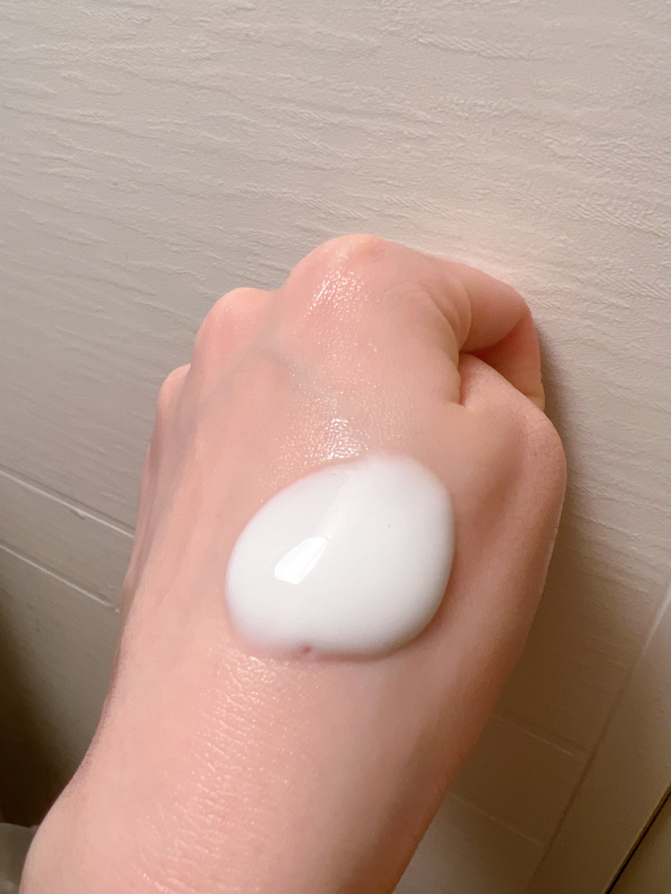 ボディバーム センシティブ/フレイオイル（freioil）/ボディクリームを使ったクチコミ（3枚目）