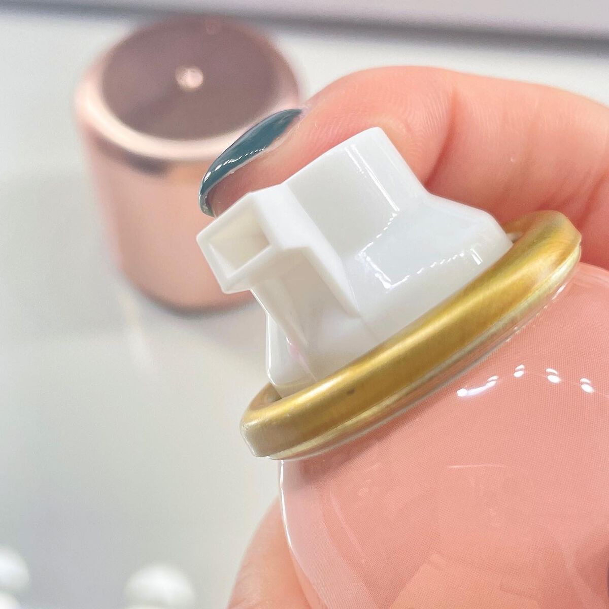 コラーゲンバブルセラム/MEDICUBE/美容液を使ったクチコミ（3枚目）