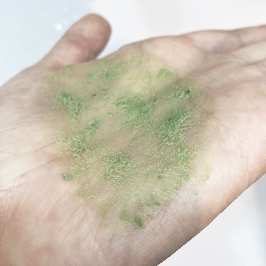 ラッシュ ハーバリズムのクチコミ「【いいところ】
普通の洗顔よりもマイルドな洗い上がり
＋スクラブですっきり感あり

デコのツル.....」（3枚目）