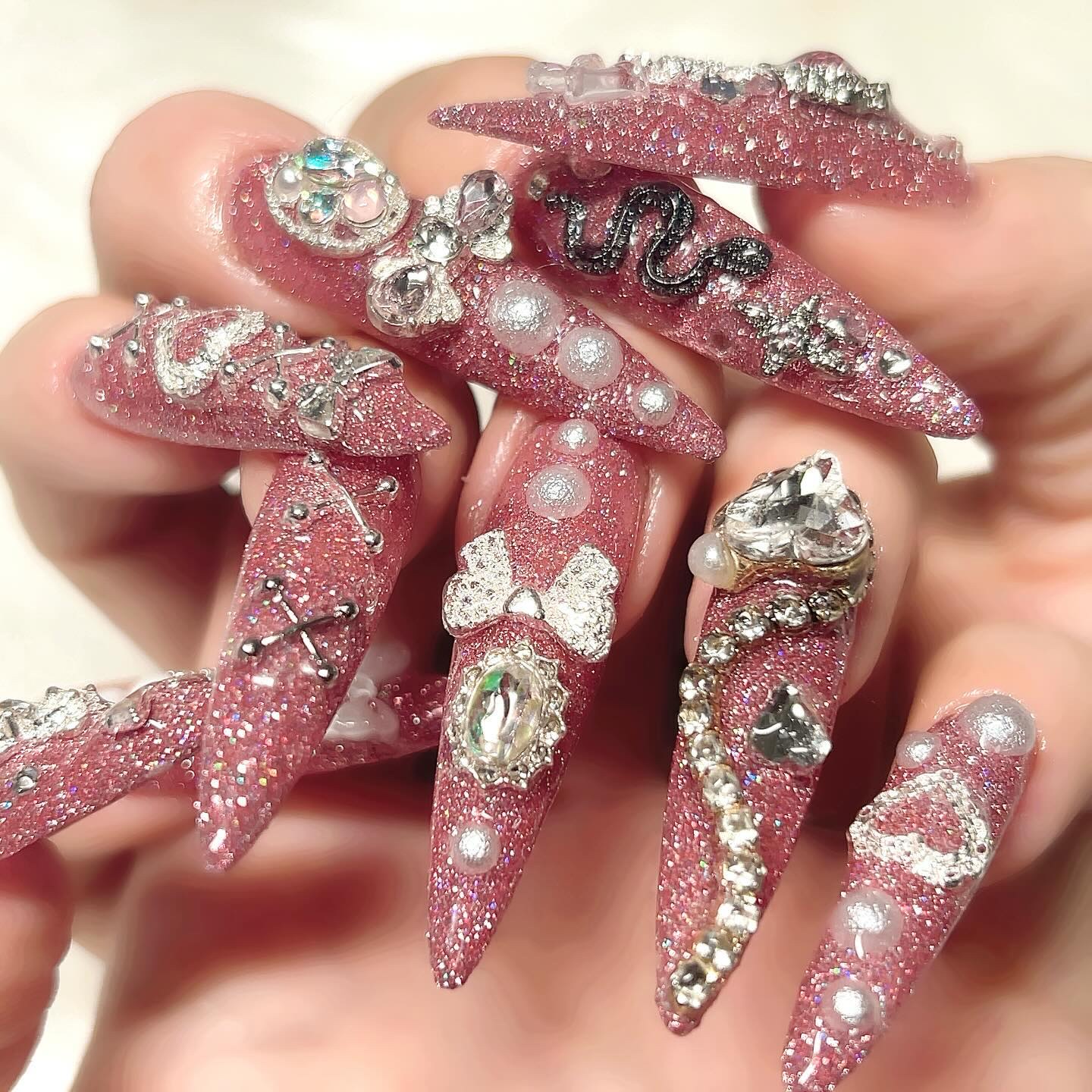 #ジェルネイル,#セルフネイル,#ギャルネイルのネイルデザイン