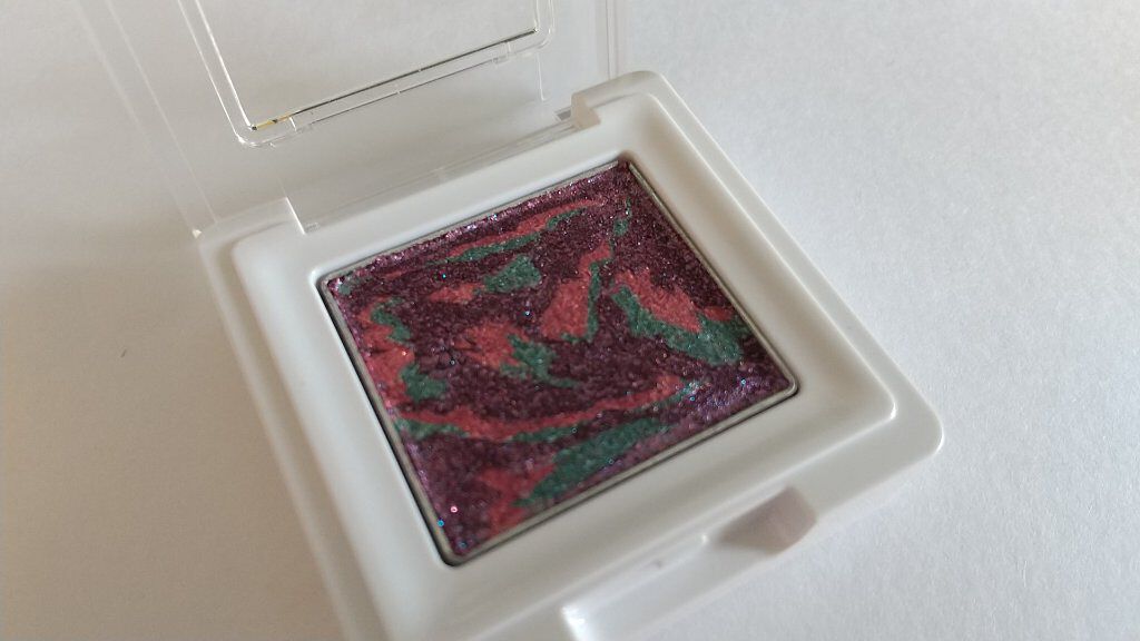 グリッタープリズム シャドウ マーブル/MISSHA/単色アイシャドウを使ったクチコミ(3枚目)