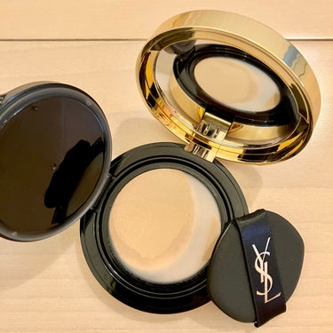 ラディアント タッチ グロウパクト B20/YVES SAINT LAURENT BEAUTE/クッションファンデーションを使ったクチコミ（2枚目）