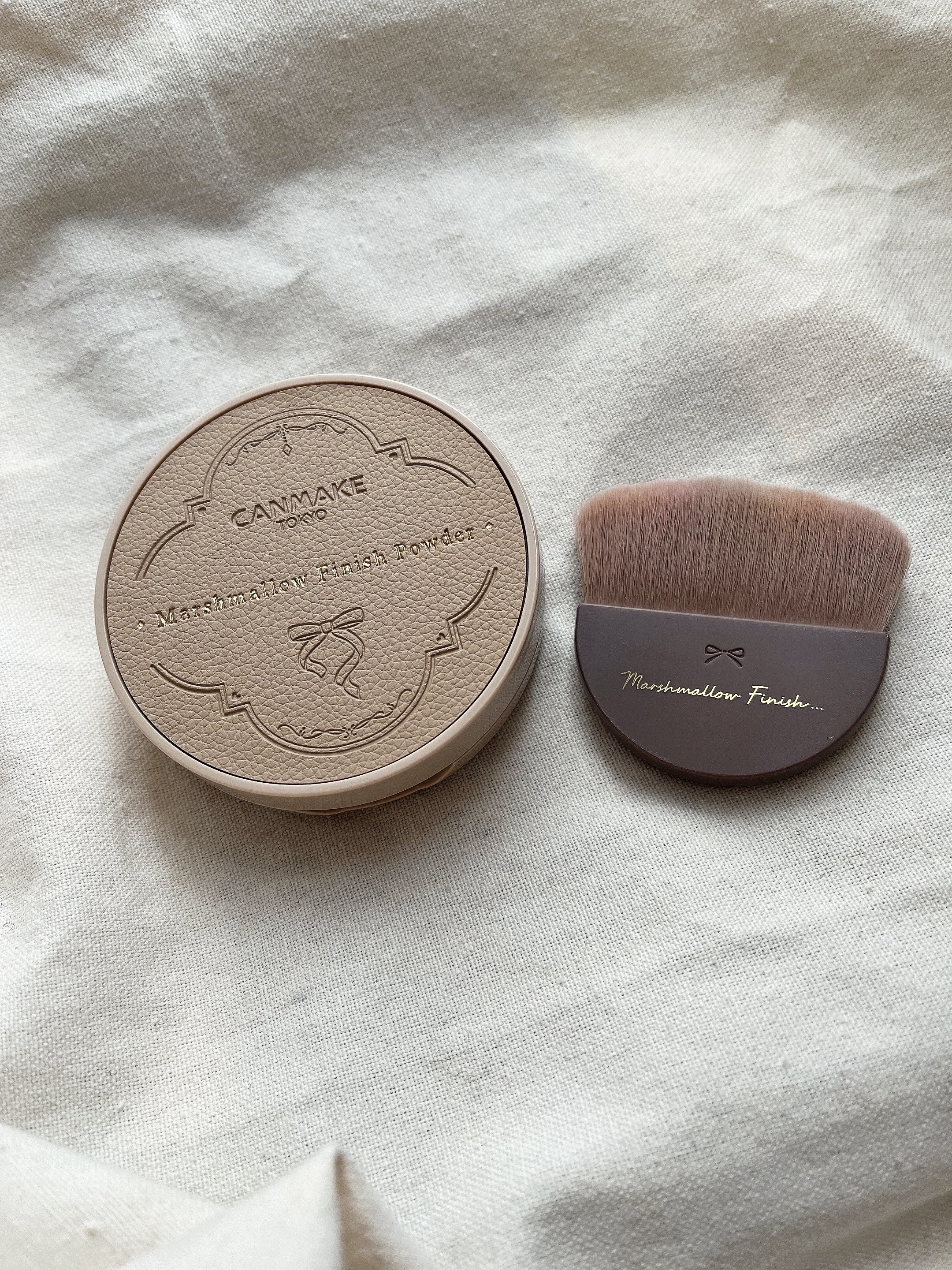 マシュマロフィニッシュパウダー　～Abloom～/キャンメイク/プレストパウダーを使ったクチコミ（2枚目）