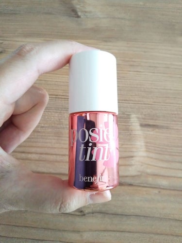 ベネフィットのリップ&チーク
posie  tint


可愛いらしいピンクなので気に入ってます。
乾燥するのでリップで使用せず、チークとして使用しています。
一度付けると落ちにくいので、お直しは必要な