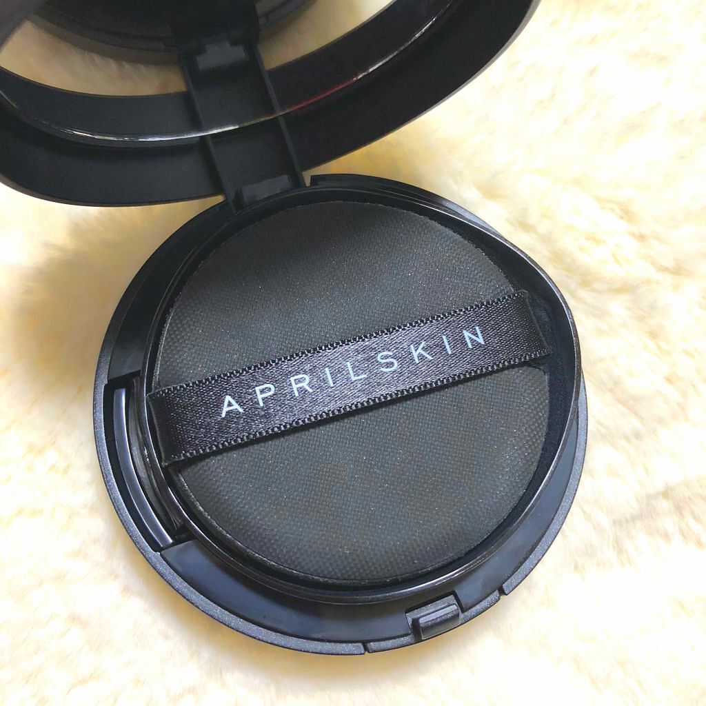マジックスノークッション ブラック 2.0/APRILSKIN/クッションファンデーションを使ったクチコミ（2枚目）