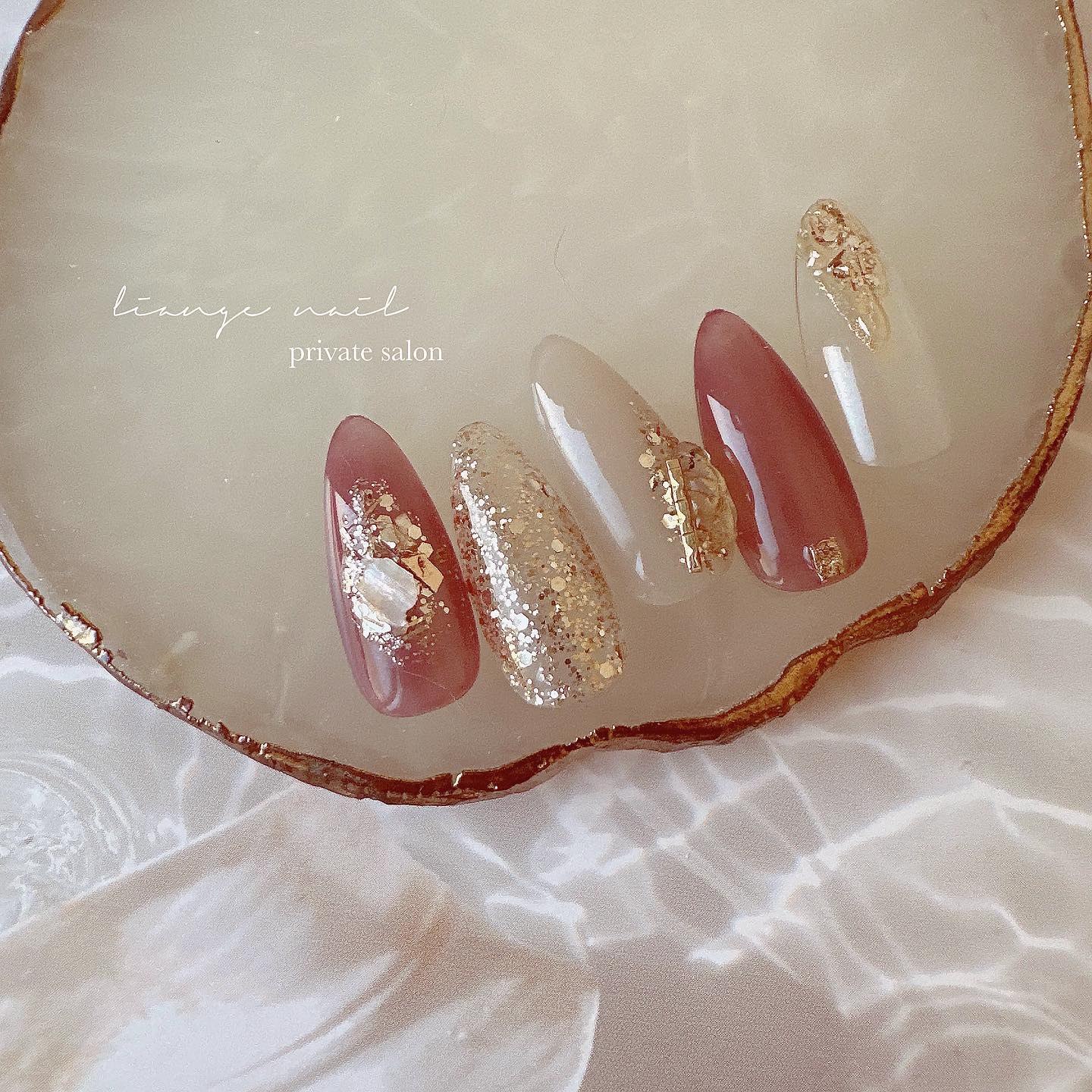 #ネイル,#大人ニュアンスネイル,#ニュアンスネイル,#ジェルネイル,#ミラーネイル,#シェルネイル,#夏ネイルのネイルデザイン