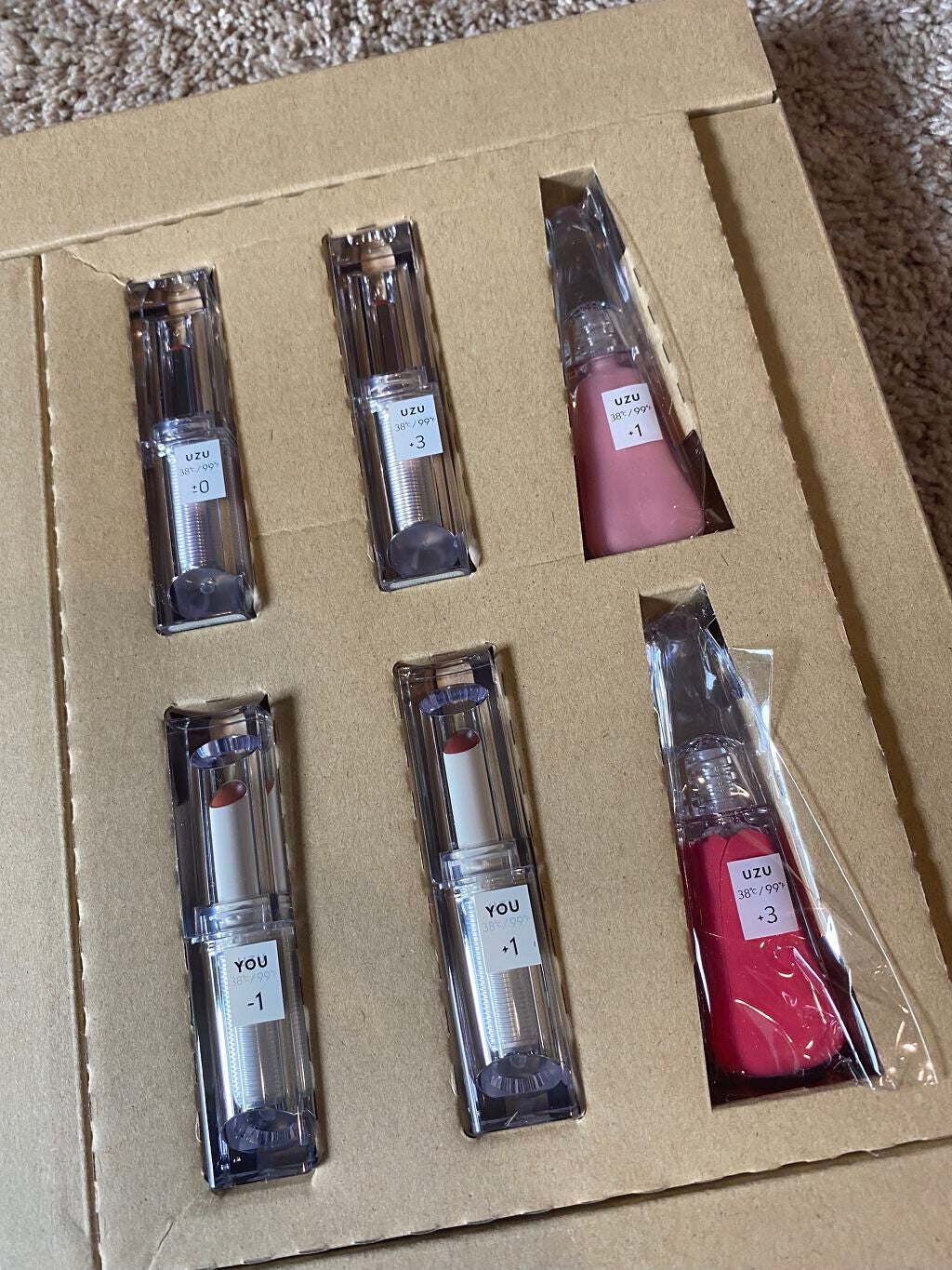 いんでぃご on LIPS 「UZU色はピンクにしました🎀現品サイズ😆😆😆#uzu_リップ#..」(6枚目)