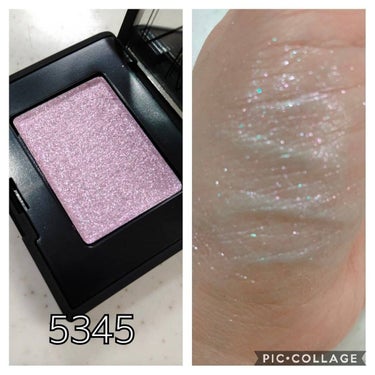 ハードワイヤードアイシャドー/NARS/単色アイシャドウを使ったクチコミ（3枚目）