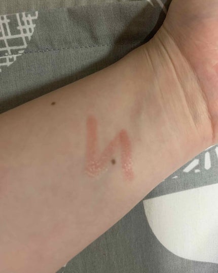 チャビー スティック モイスチャライジング リップ カラー バーム/CLINIQUE/口紅を使ったクチコミ(2枚目)