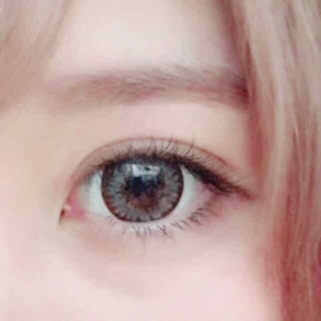 桜餅 on LIPS 「❁カラコン紹介❁お気に入りカラコン♡ザピエルさんのシャンパ..」(1枚目)