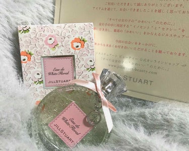 いい香り！
人生初ジルの自分で買った香水🌸
･
凄いフローラル感🌸"

大人な香水って感じがするかな

あまり付けすぎると臭いかもしれない
なので調節が重要👌🏻👌🏻＊

最初少し多めにつけてしまった結果