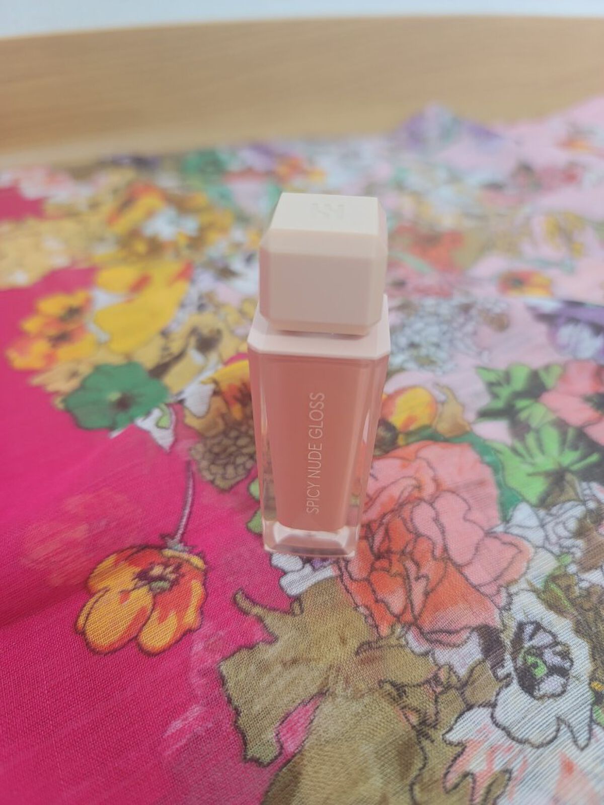 センシュアルスパイシーヌードグロス/HERA/リップグロスを使ったクチコミ（1枚目）