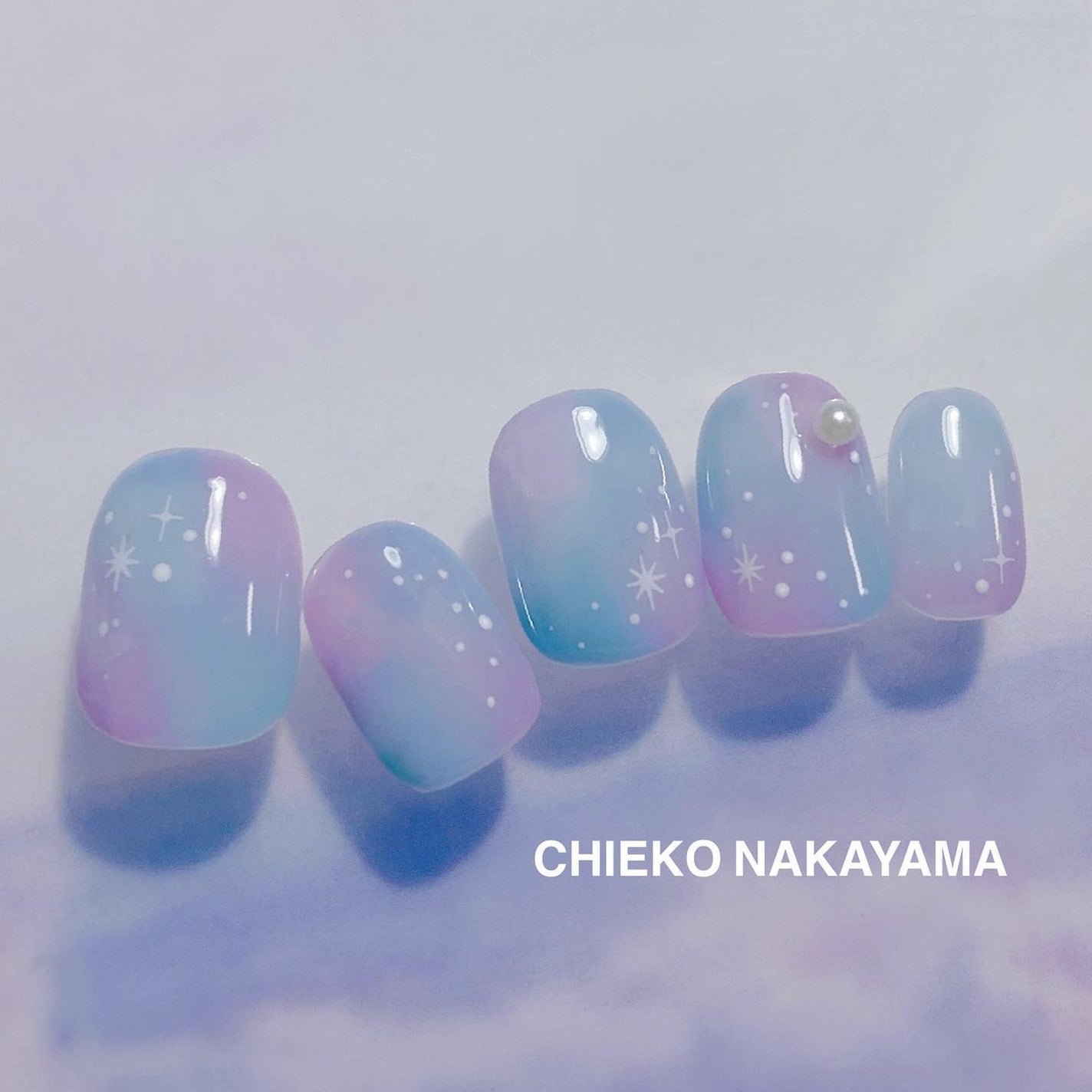 なかやまちえこ on LIPS 「きらきら。365日ネイル249日め⠀⠀@pregel.jp@k..」(1枚目)