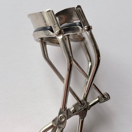 アイラッシュカーラー 18r(深めカーブ)/チャスティ/ビューラーを使ったクチコミ(2枚目)