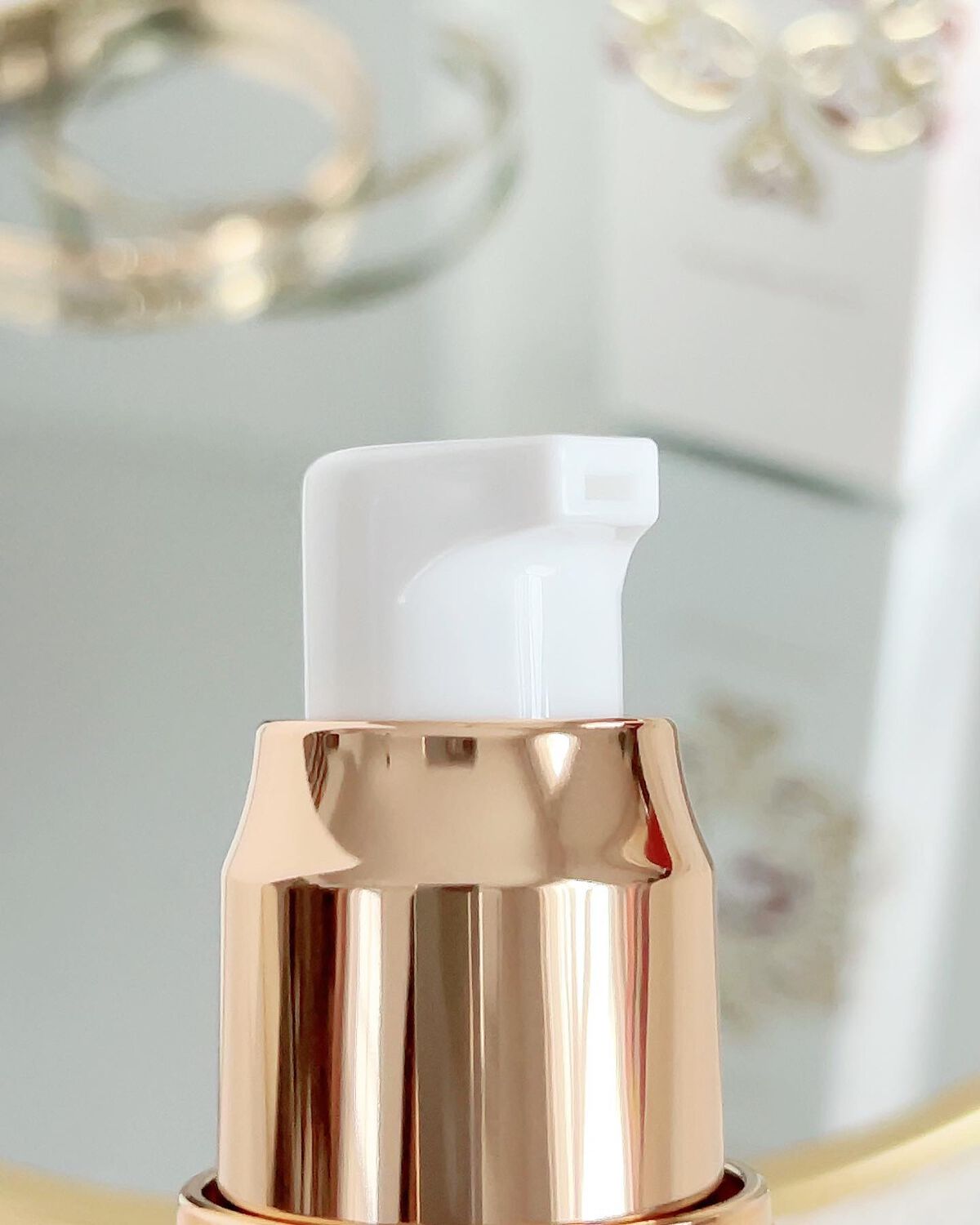 みちねえ フォロバ on LIPS 「・・宝塚OG岩﨑美由紀プロデュース、北海道サラブレッドプラセ..」(3枚目)