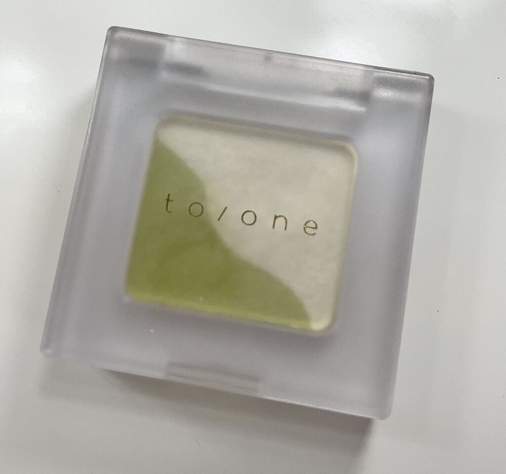トーン ペタル アイシャドウ 06:ライムグリーン/to/one/アイシャドウパレットを使ったクチコミ（3枚目）