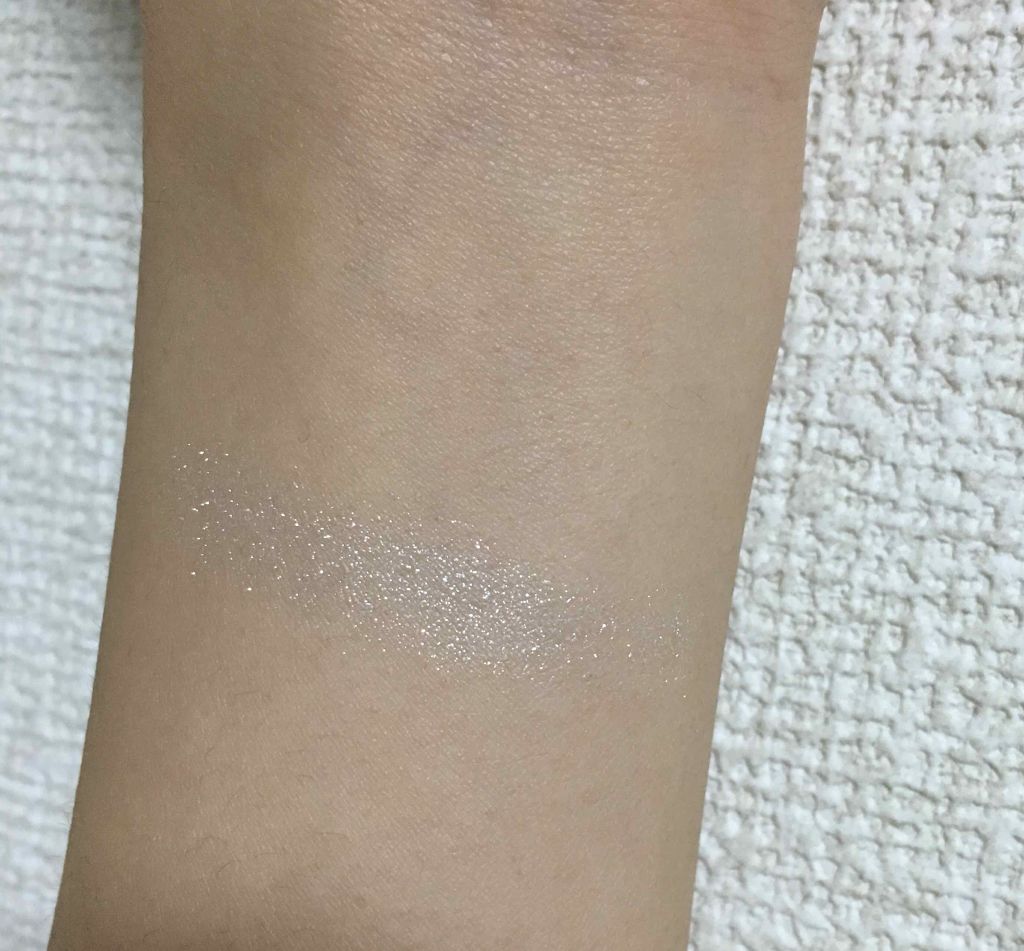 リンメル ロンドン シャイニーオン クリームアイカラーのクチコミ「#RIMMEL の#アイシャドウ シャイニーオンパウダーアイカラーです。
番号は002です。
.....」（2枚目）