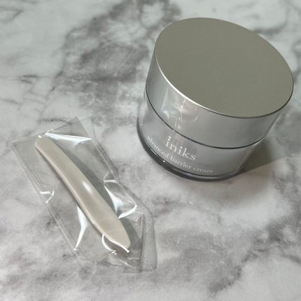 iniks アドバンスバリア クリーム (敏感肌用クリーム)のクチコミ「"角層保水量を高める"iniksの敏感肌用クリーム アドバンスバリア クリーム。
ハリ弾力ケ.....」(2枚目)