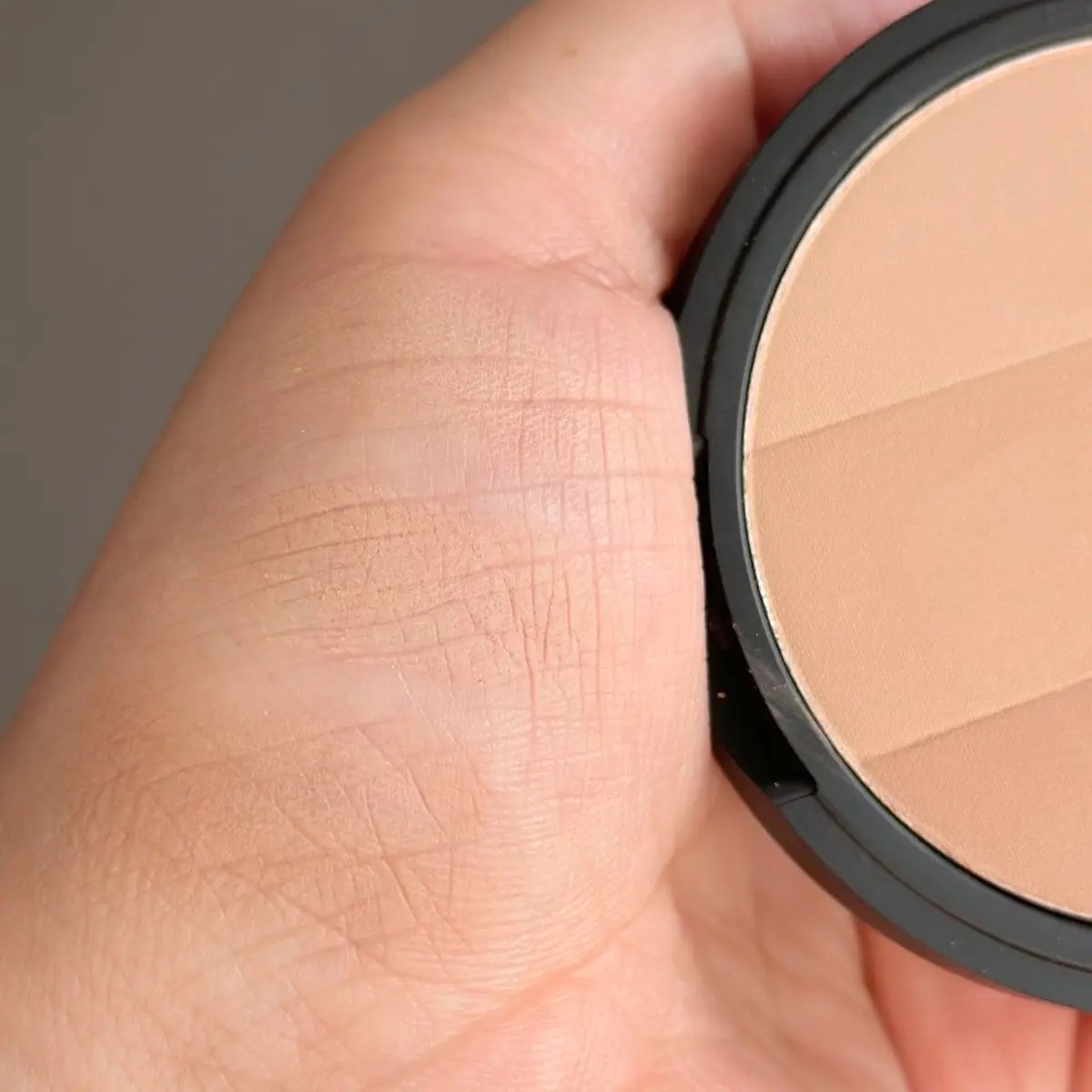 アートクラスバイロダン シェーディング/too cool for school/シェーディングを使ったクチコミ（3枚目）