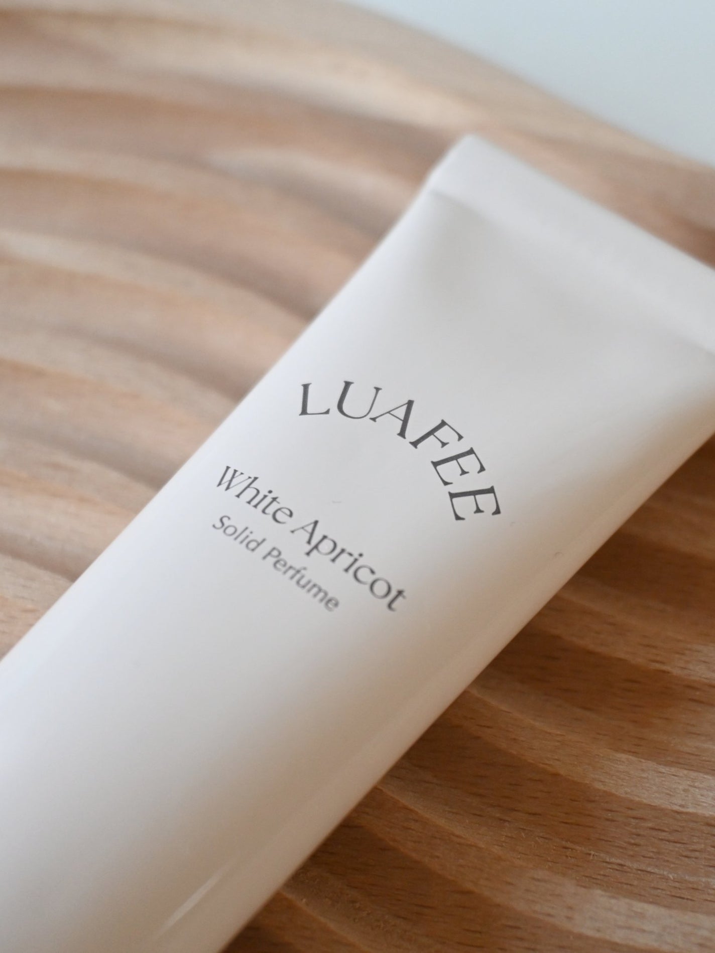 ソリッド パフューム ホワイトアプリコット/LUAFEE/練り香水を使ったクチコミ(2枚目)