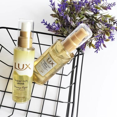 LUX スーパーリッチシャイン ダメージリペア リッチ補修オイルのクチコミ「⋆⸜ 　LUX　スーパーリッチシャイン ダメージリペア ヘアオイル　⸝⋆⁡
⁡
⁡
＠lux_.....」（1枚目）