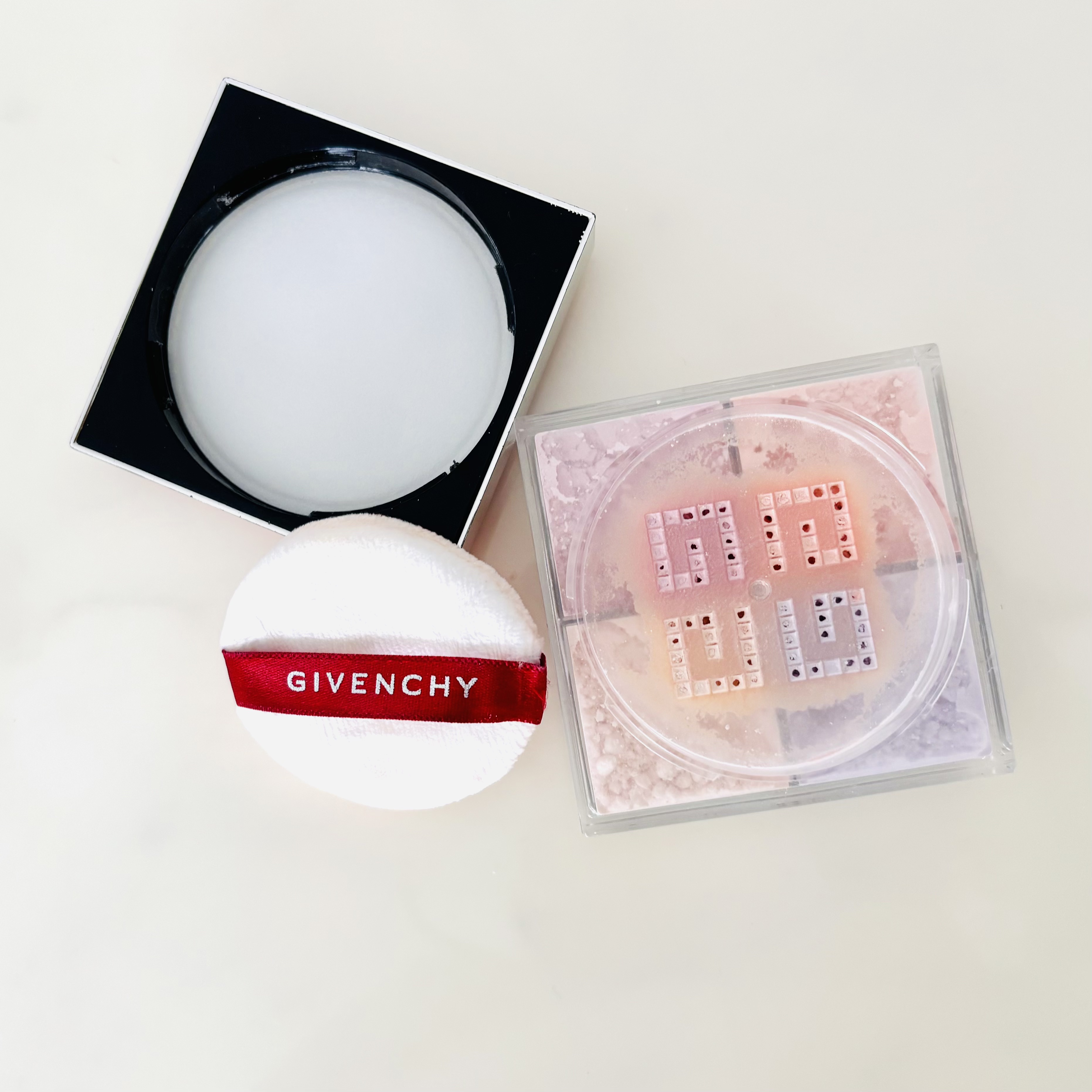 プリズム・リーブル/GIVENCHY/ルースパウダーを使ったクチコミ（2枚目）