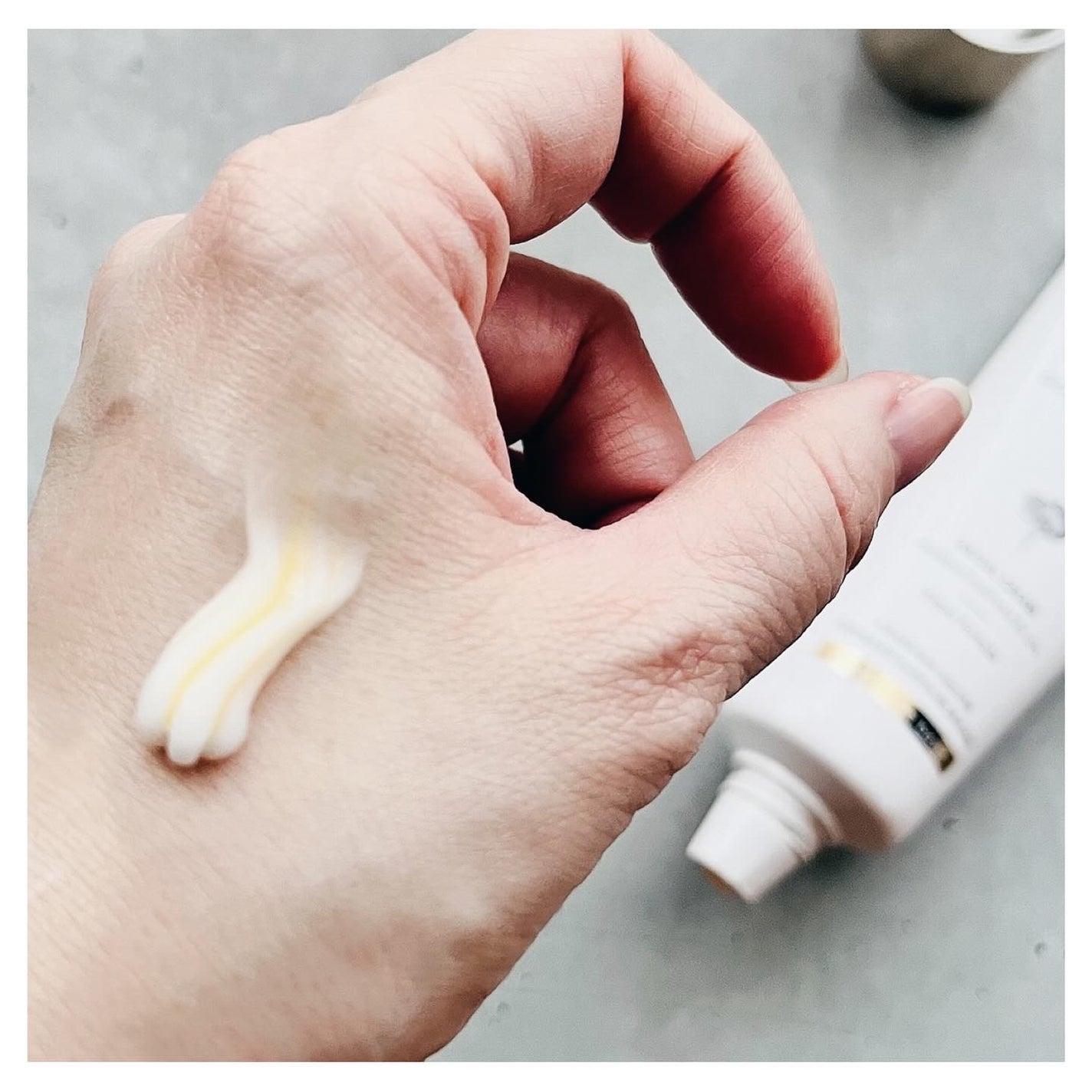 ホワイトトリュフダブルモイスチャークリーム/ダルバ/フェイスクリームを使ったクチコミ(4枚目)