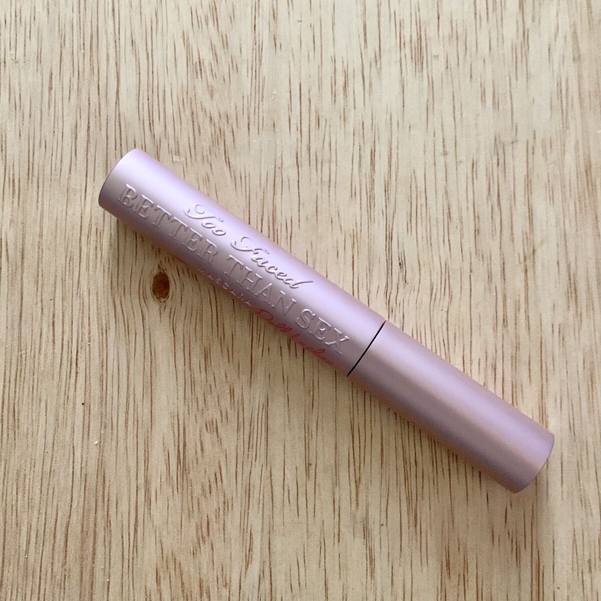 ～トゥー フェイスド ハングオーバー～ ピロー バーム リップ トリートメント/Too Faced/リップ美容液を使ったクチコミ（3枚目）