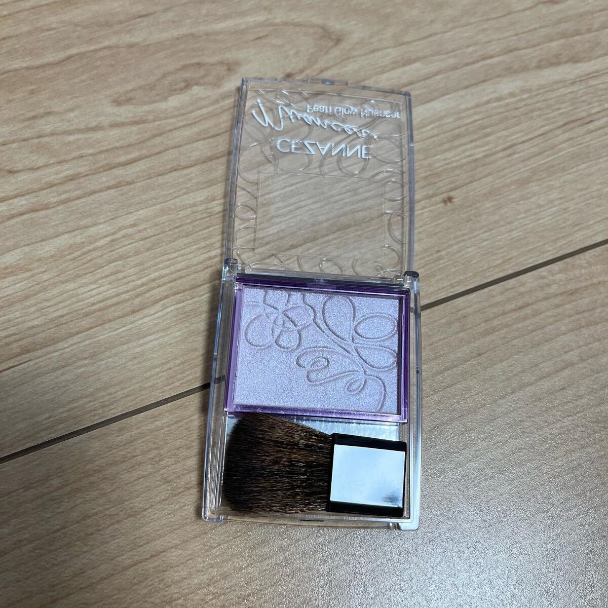 パールグロウニュアンサー/CEZANNE/パウダーハイライトを使ったクチコミ(3枚目)