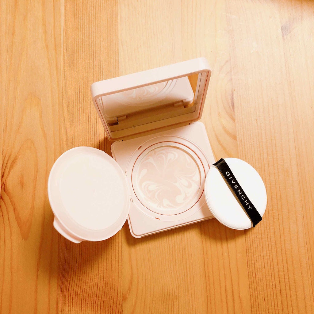 ランタンポレル ブロッサム クリーム コンパクト/GIVENCHY/化粧下地を使ったクチコミ(2枚目)