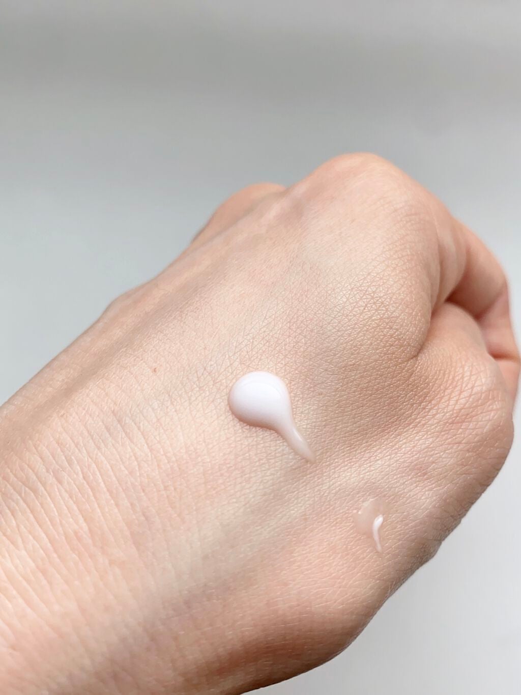 モイスチャライジングセラム/エトヴォス/美容液を使ったクチコミ(3枚目)