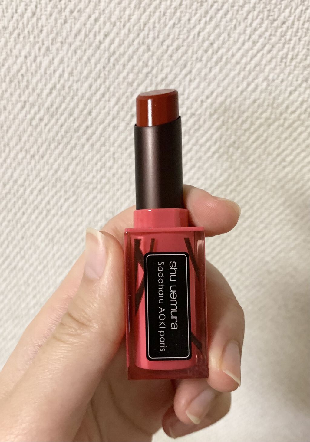 ケーキ リップスティック ルージュ アンリミテッド ラッカーシャイン/shu uemura/口紅を使ったクチコミ（2枚目）
