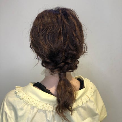 田中みづき on LIPS 「💐...🕊🤎#簡単ヘアアレンジ....ヘアセット予約承り中❤︎..」(1枚目)