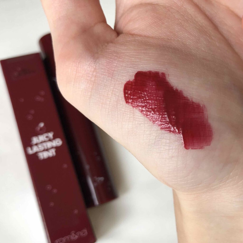 ジューシーラスティングティント/rom&nd/リップティントを使ったクチコミ(2枚目)