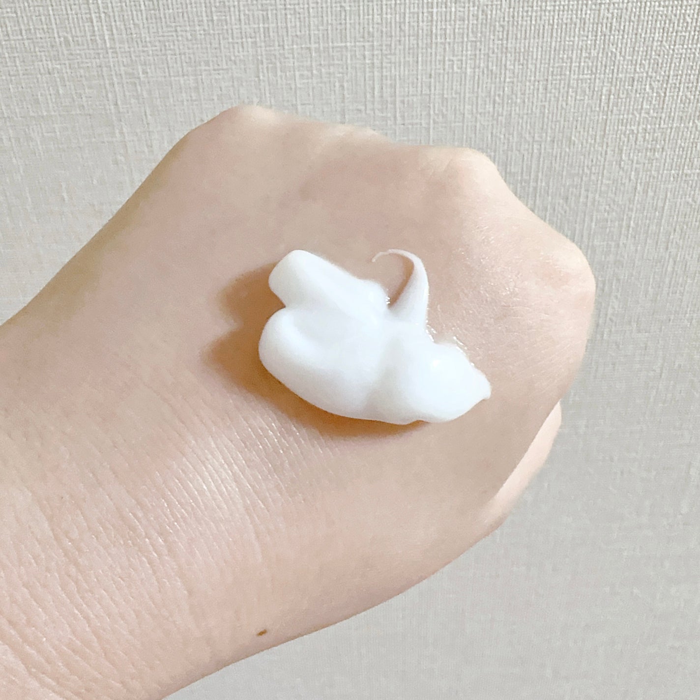 メディケイティッド センシティブケア ボディローション うるおいケア <医薬部外品>/ヴァセリン/ボディローションを使ったクチコミ(2枚目)