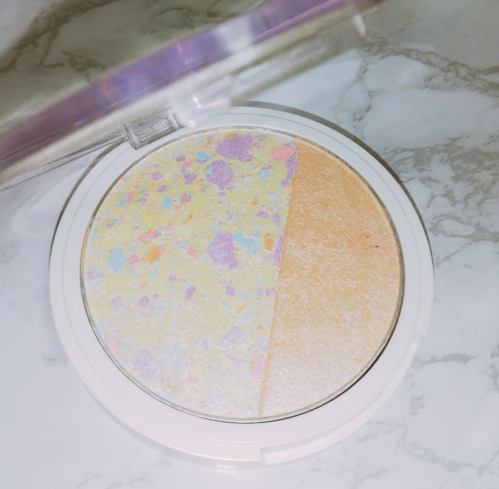 チアフラッシュデュオハイライター/B. by BANILA/パウダーハイライトを使ったクチコミ（3枚目）