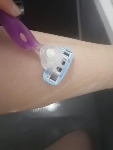 ハイドロシルク ホルダー (刃付き) お試し用/ハイドロシルク/シェーバーを使ったクチコミ(4枚目)