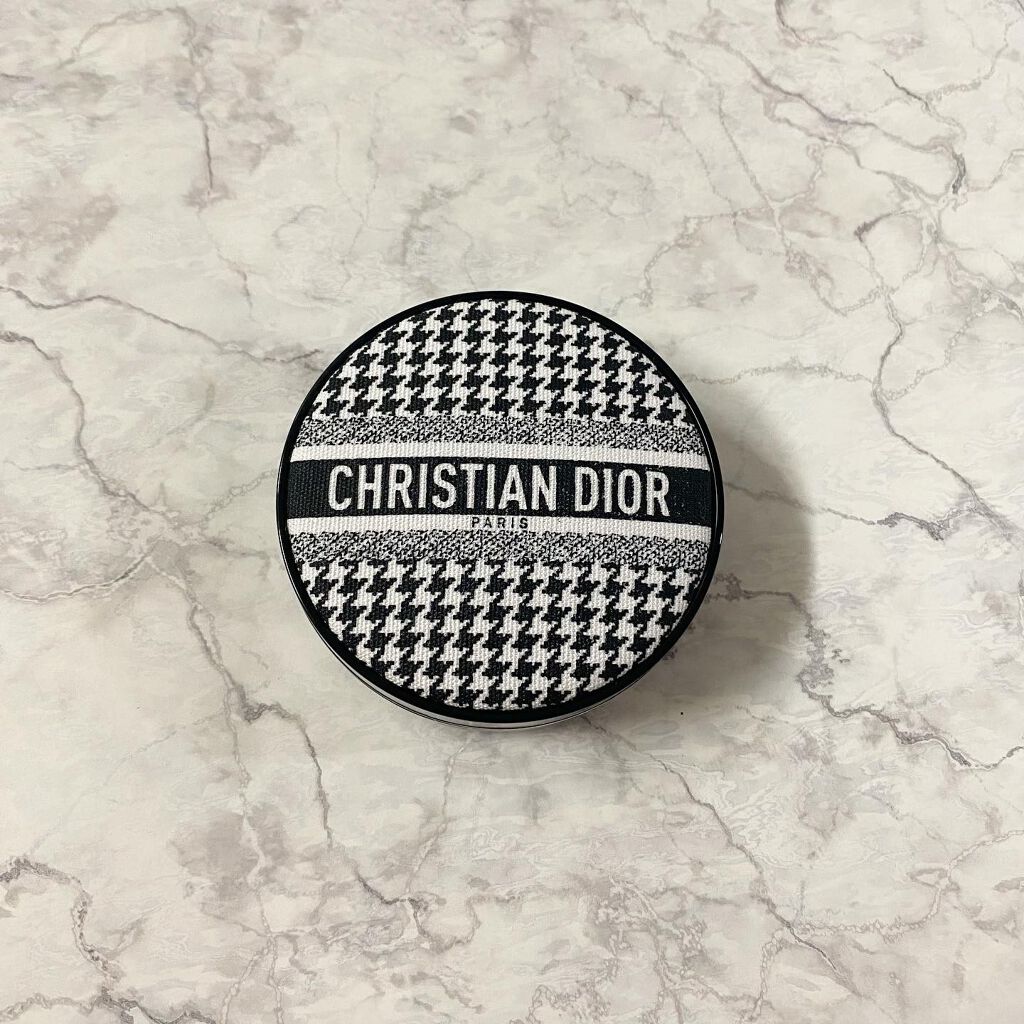 【旧】ディオールスキン フォーエヴァー クッション 1N ニュートラル<ニュー ルック エディション>（生産終了）/Dior/クッションファンデーションを使ったクチコミ（1枚目）