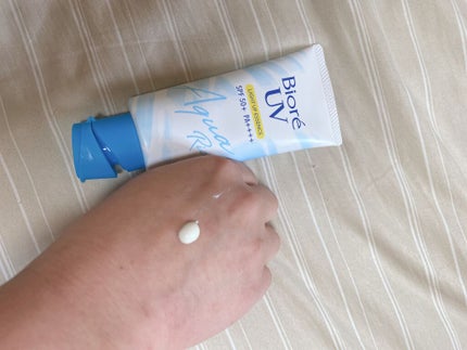 ビオレUV アクアリッチ ライトアップエッセンス/ビオレ/日焼け止めクリームを使ったクチコミ(3枚目)